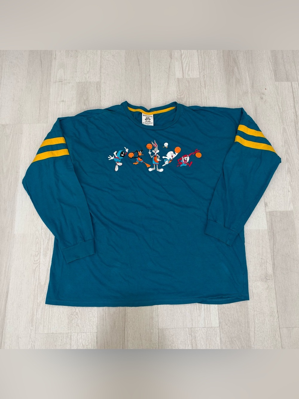 BoxLunch x Space Jam: A New Legacy Long-Sleeve Graphic T-Shirt Size L